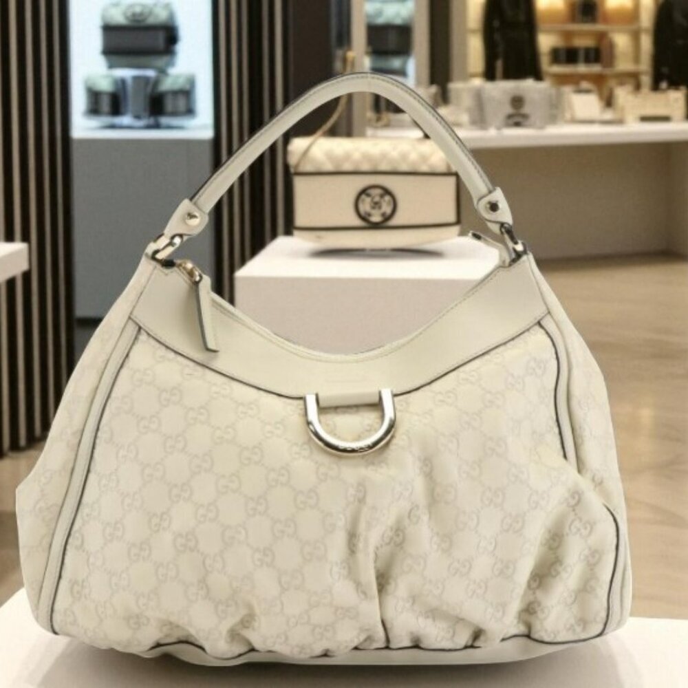 Gucci Off-White Guccissima Abbey D Ring Leather Shoulder Bag